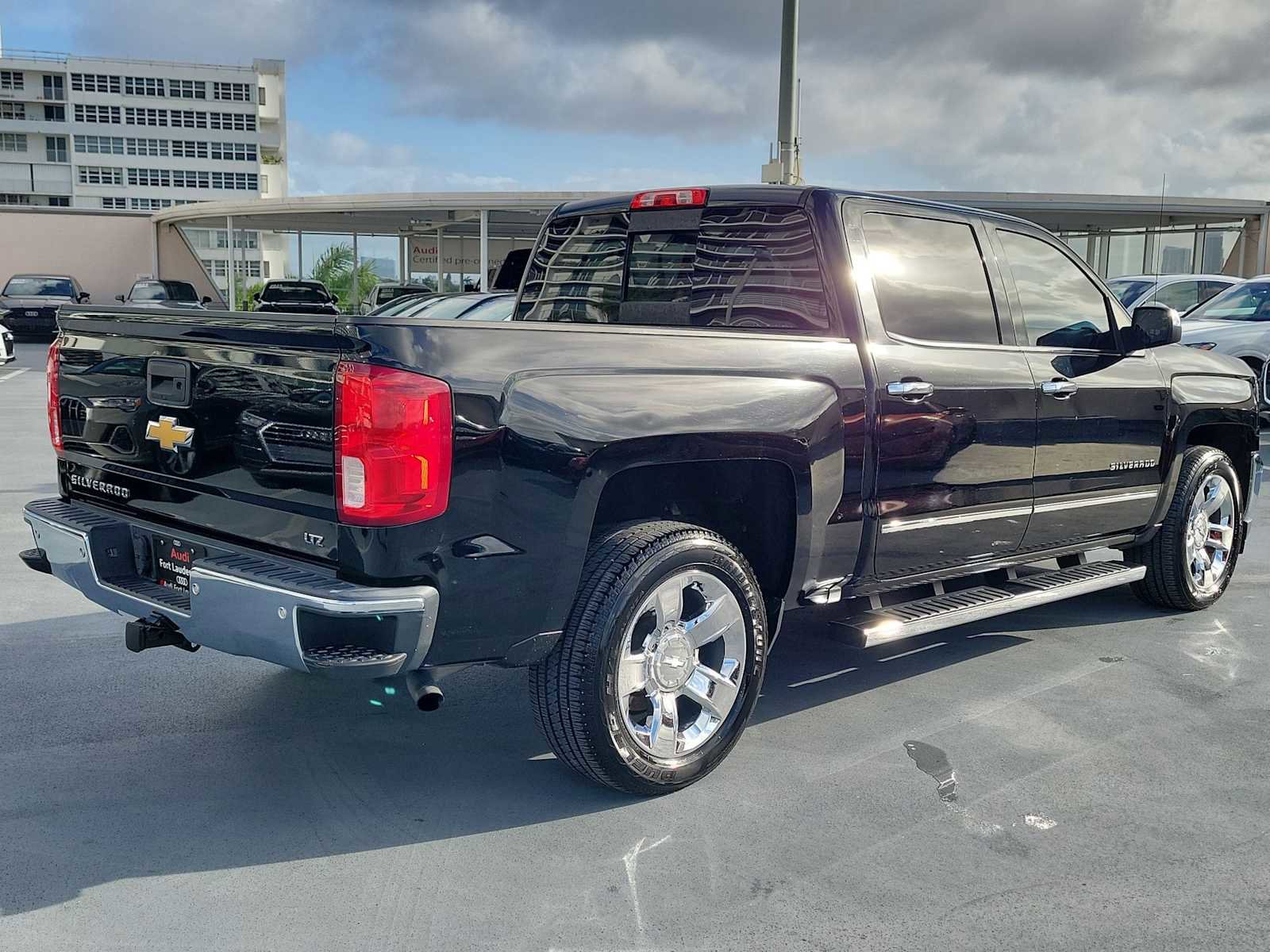Used 2018 Chevrolet Silverado 1500 LTZ w/ Sport Package RWD image 6