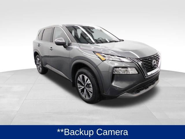 Used 2023 Nissan Rogue SV image 2