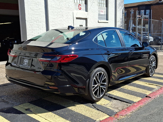 Used 2026 Toyota Camry XLE w/ Premium Package image 6