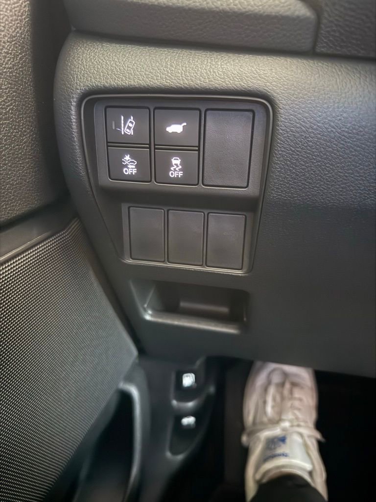 Used 2022 Honda CR-V Touring image 30