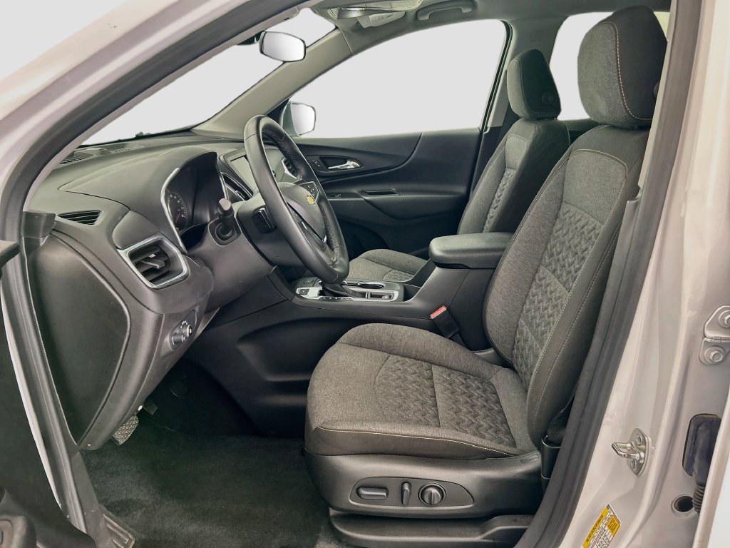 Used 2024 Chevrolet Equinox LT AWD/4WD image 17