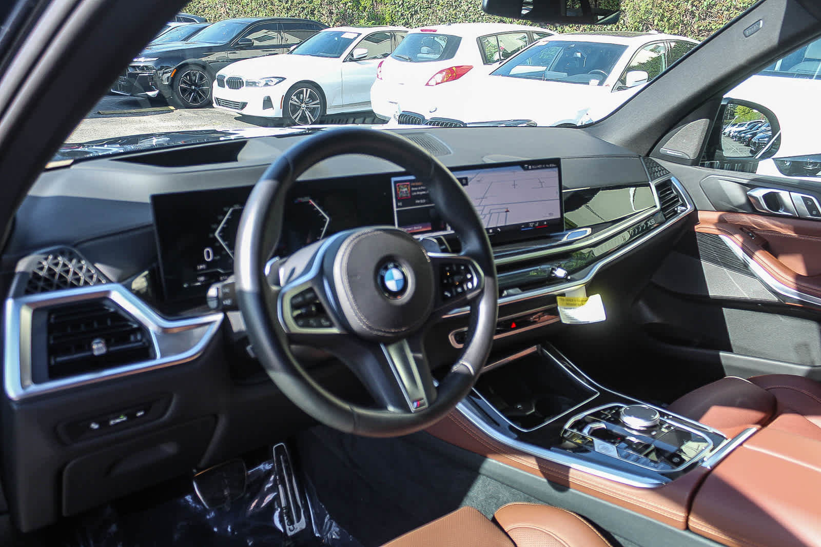 Used 2026 BMW X5 xDrive40i w/ M Sport Package AWD/4WD image 17