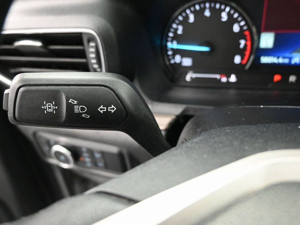 Used 2023 Ford Explorer Limited image 19