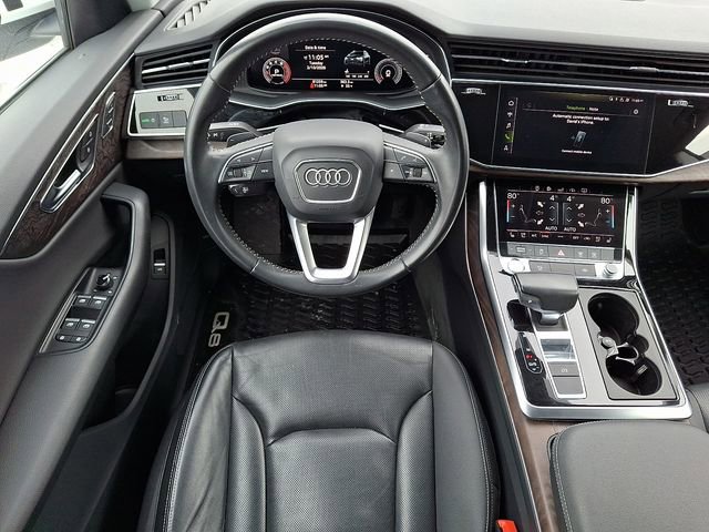 Used 2019 Audi Q8 Premium Plus w/ Premium Plus image 11