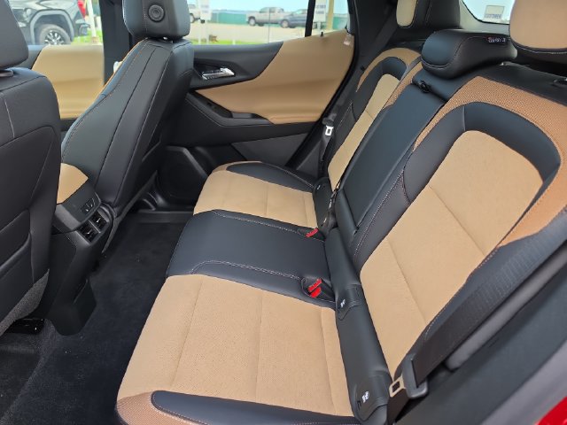 New 2027 Chevrolet Equinox ACTIV w/ Safety and Technology Package AWD/4WD image 13