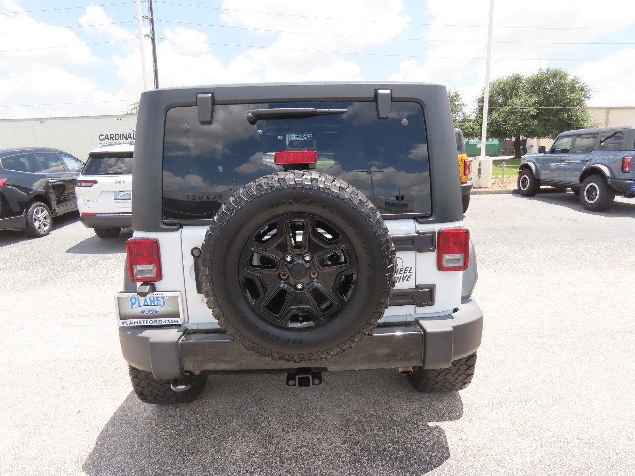 Used 2017 Jeep Wrangler Sport AWD/4WD image 13