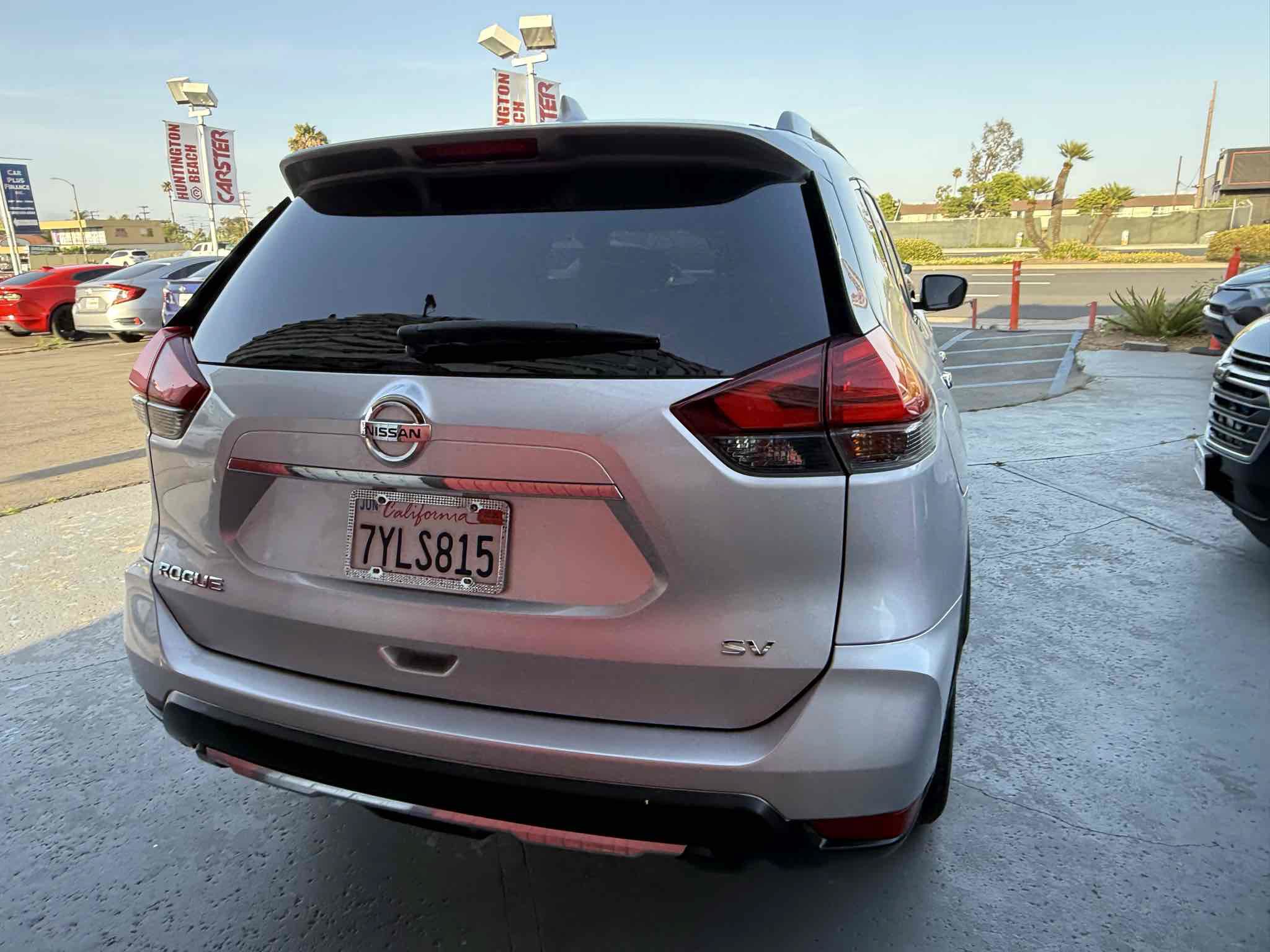 Used 2017 Nissan Rogue SV FWD image 30
