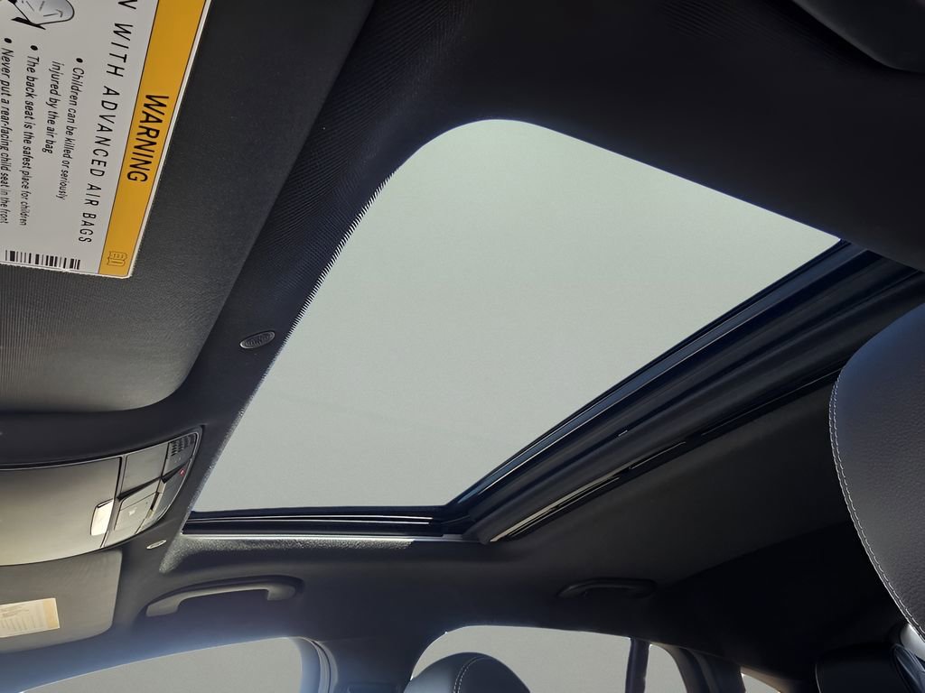 Used 2023 Mercedes-Benz GLC 300 4MATIC Coupe image 24