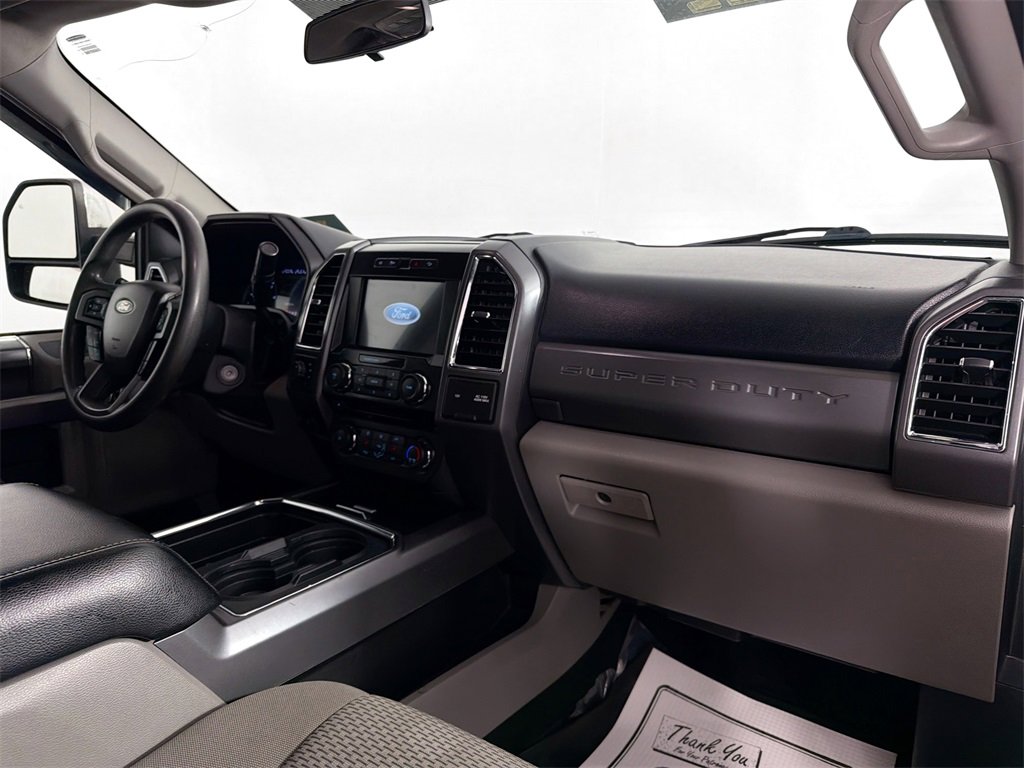 Used 2017 Ford F250 XLT w/ XLT Premium Package image 26