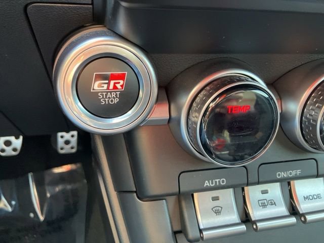 Used 2024 Toyota GR86 Premium RWD image 20