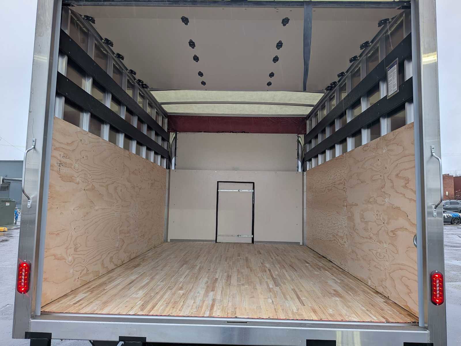 New 2024 Chevrolet Express 3500 w/ Power Convenience Package image 23