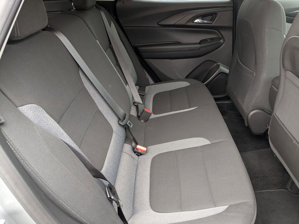 Used 2025 Chevrolet TrailBlazer LT image 31