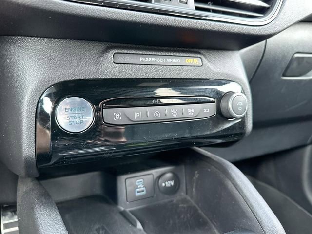 Used 2023 Ford Escape ST-Line Elite w/ Premium Technology Package AWD/4WD image 35