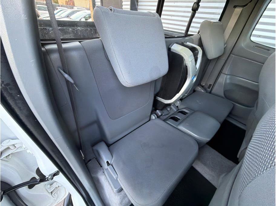 Used 2010 Toyota Tacoma 4x4 Access Cab V6 image 23