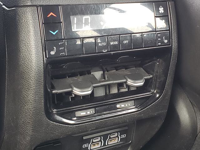 Used 2021 Jeep Grand Cherokee L Limited w/ Trailer Tow Group (B) image 20