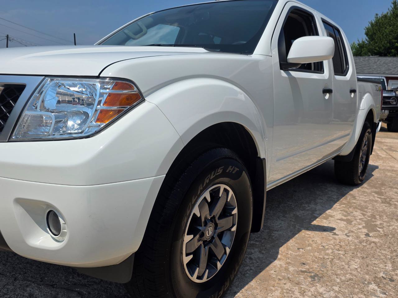 Used 2019 Nissan Frontier PRO-4X AWD/4WD image 27