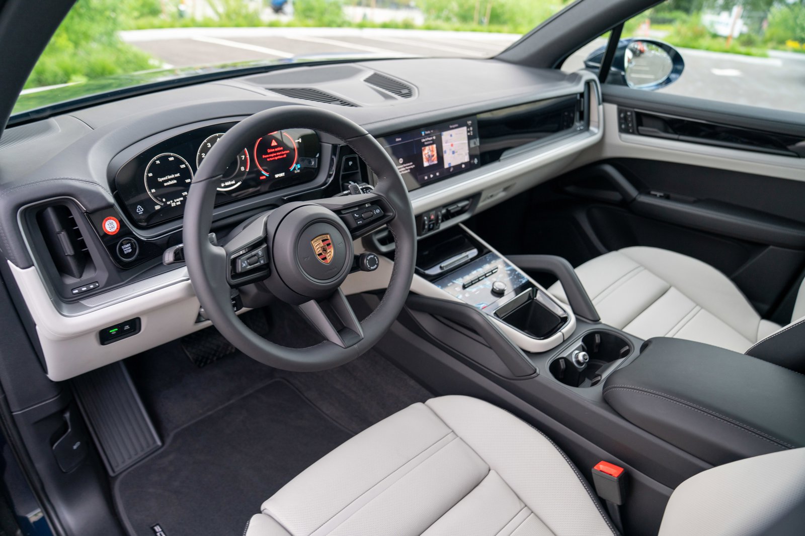 New 2026 Porsche Cayenne AWD/4WD image 4