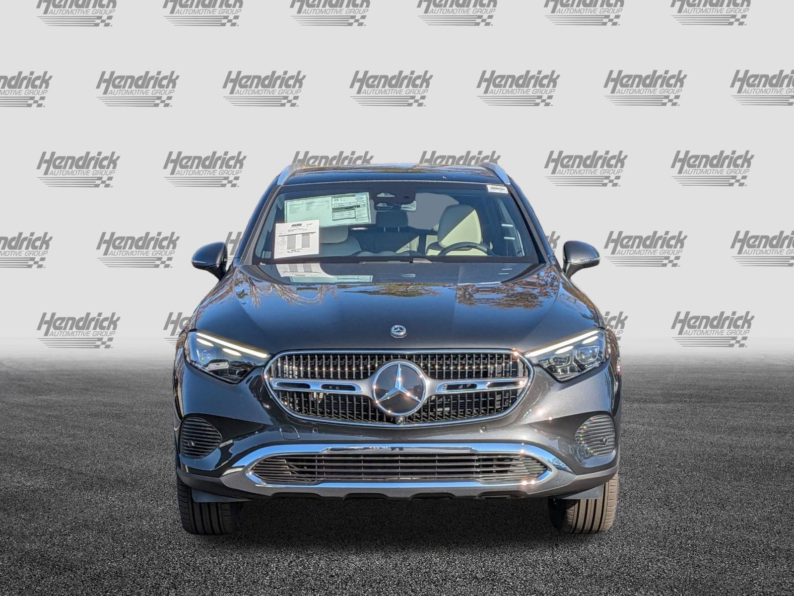 Used 2026 Mercedes-Benz GLC 300 4MATIC image 3