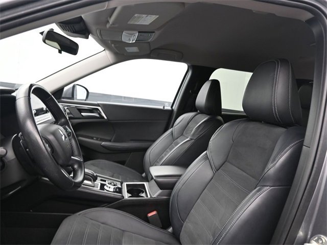 Used 2024 Mitsubishi Outlander SE image 15