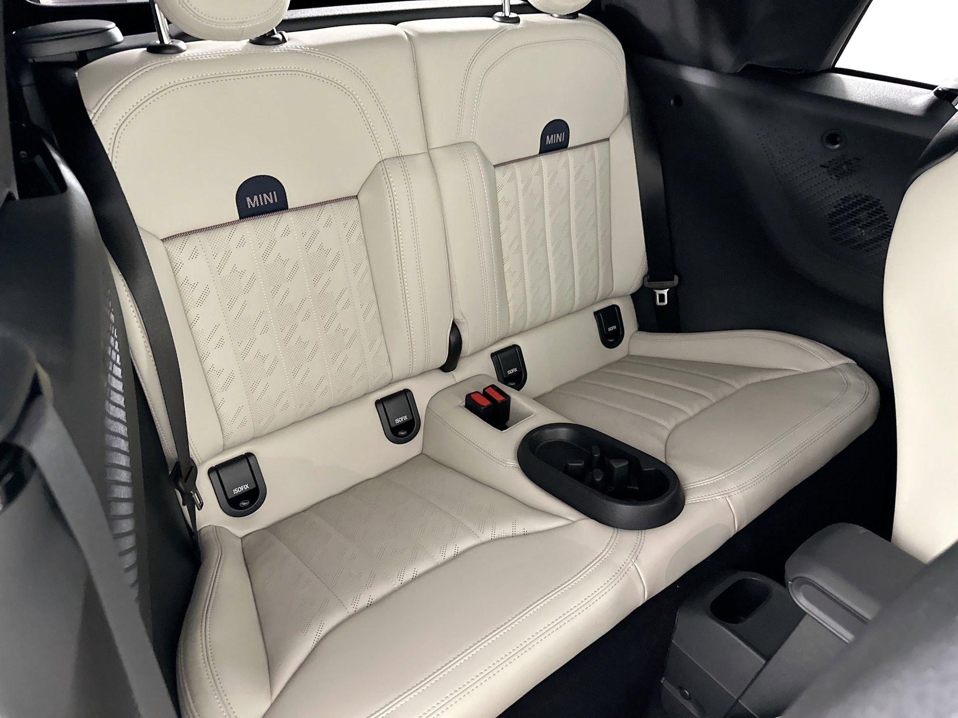 New 2026 MINI Cooper S image 25