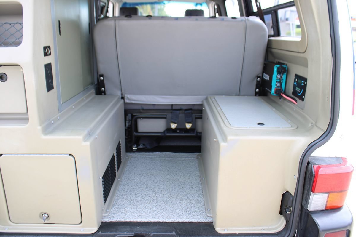 Used 1997 Volkswagen Eurovan Camper FWD image 38