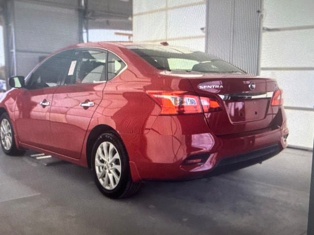 Used 2018 Nissan Sentra SV FWD image 13