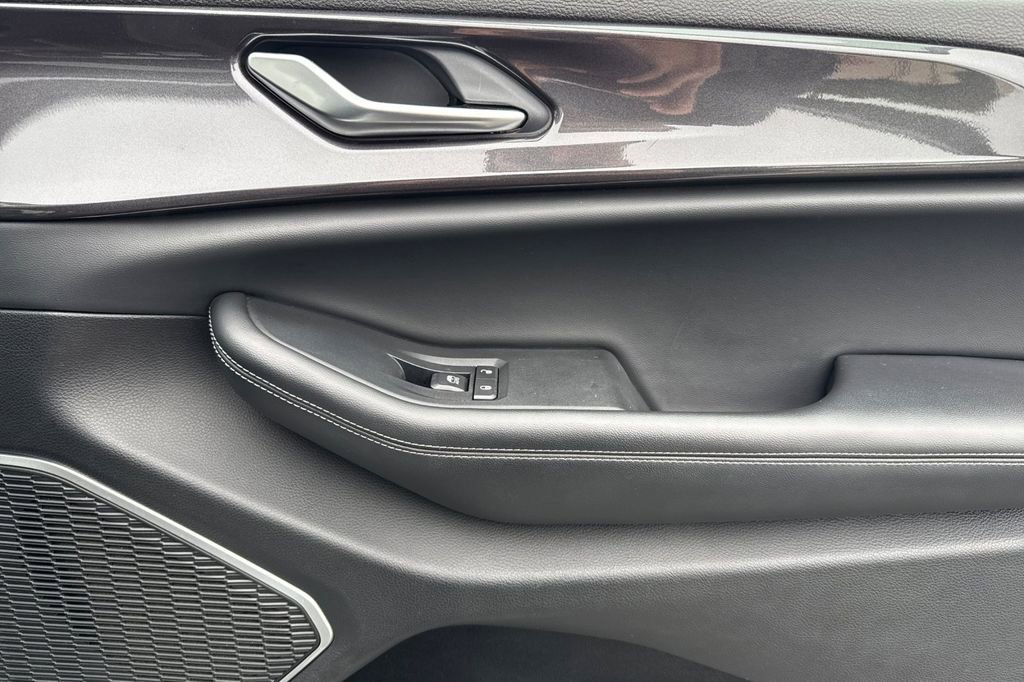 Used 2022 Jeep Grand Cherokee Altitude image 27