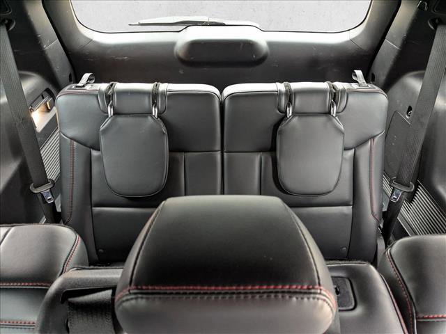 Used 2025 Ford Explorer ST-Line w/ ST-Line Street Pack image 22