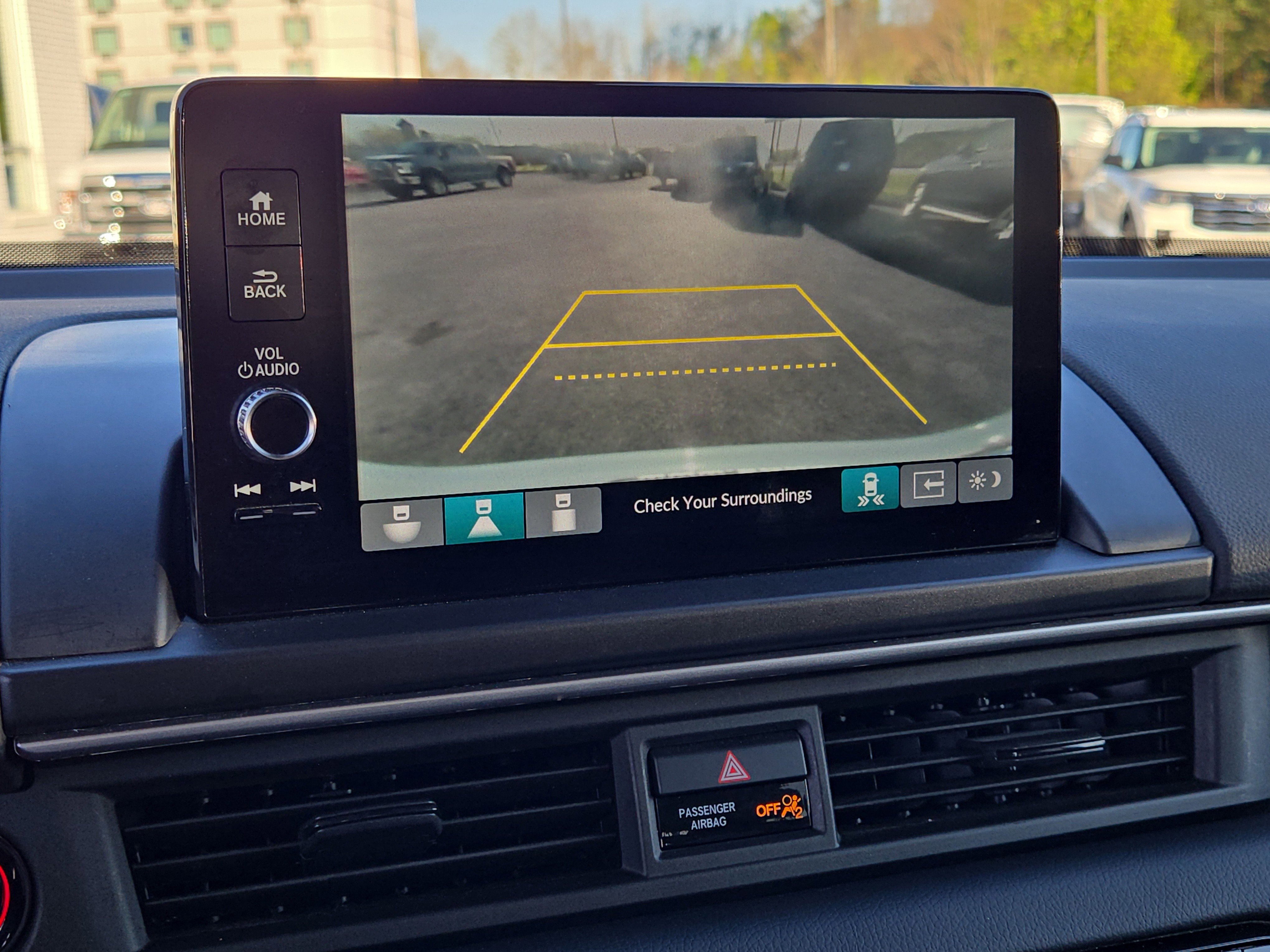 Used 2024 Honda Pilot Touring image 29