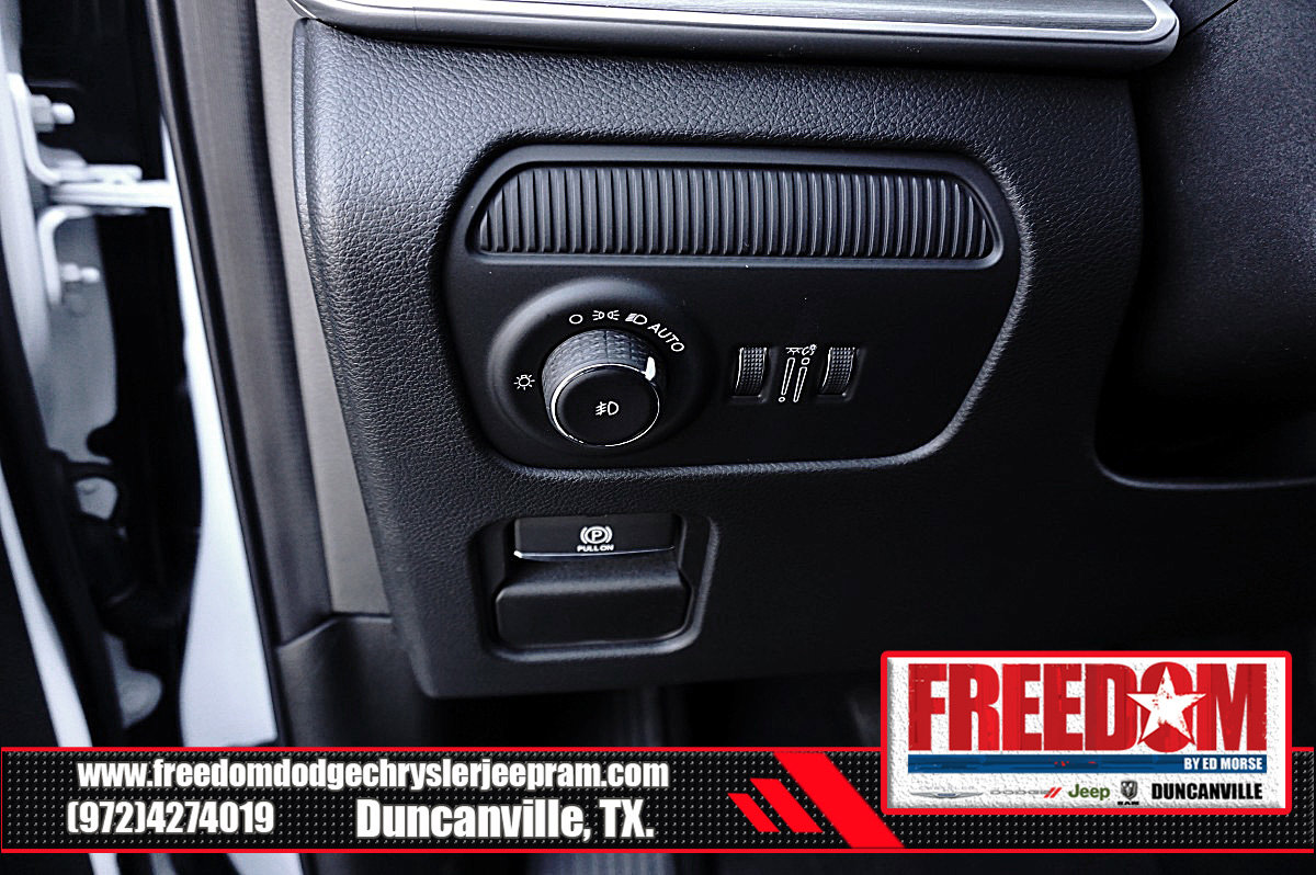 New 2025 Jeep Wagoneer L Series II w/ Premium Group I image 28