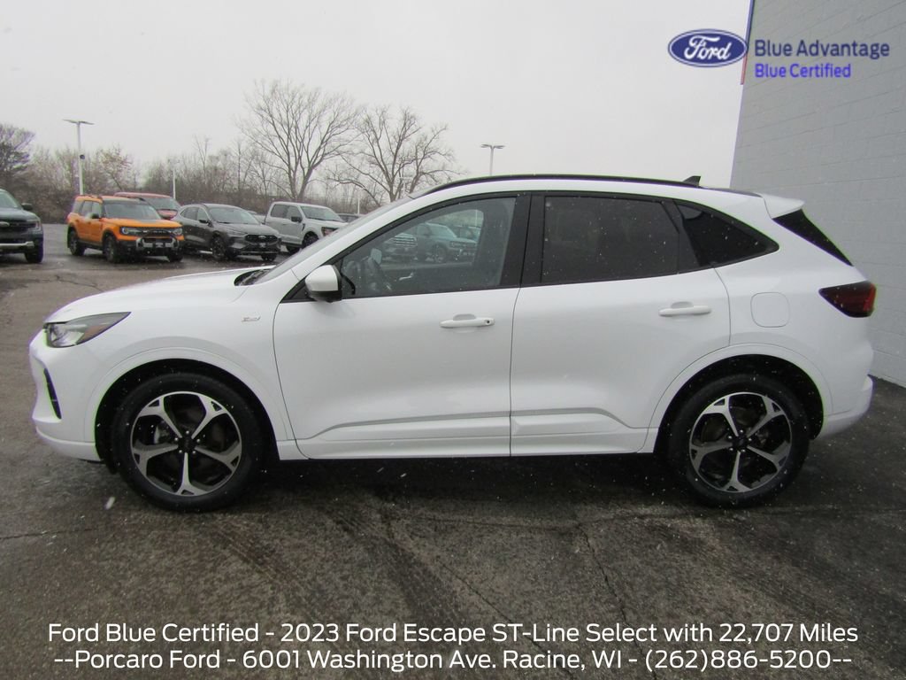 Certified 2023 Ford Escape ST-Line Select w/ Tech Pack #2 AWD/4WD image 2
