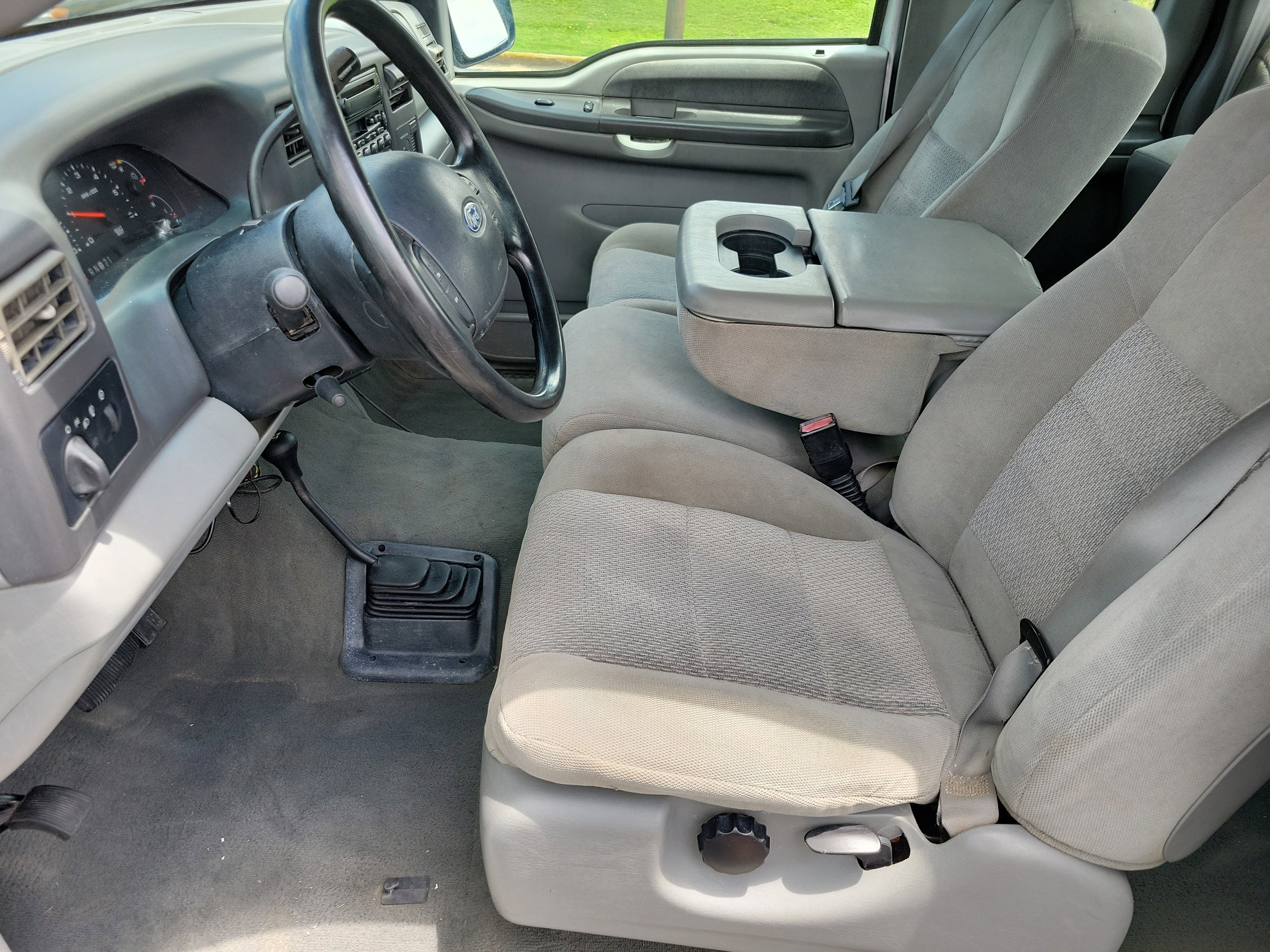 Used 2003 Ford F250 4x4 SuperCab Super Duty image 4