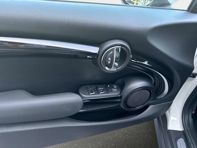 Used 2023 MINI Cooper S FWD image 9