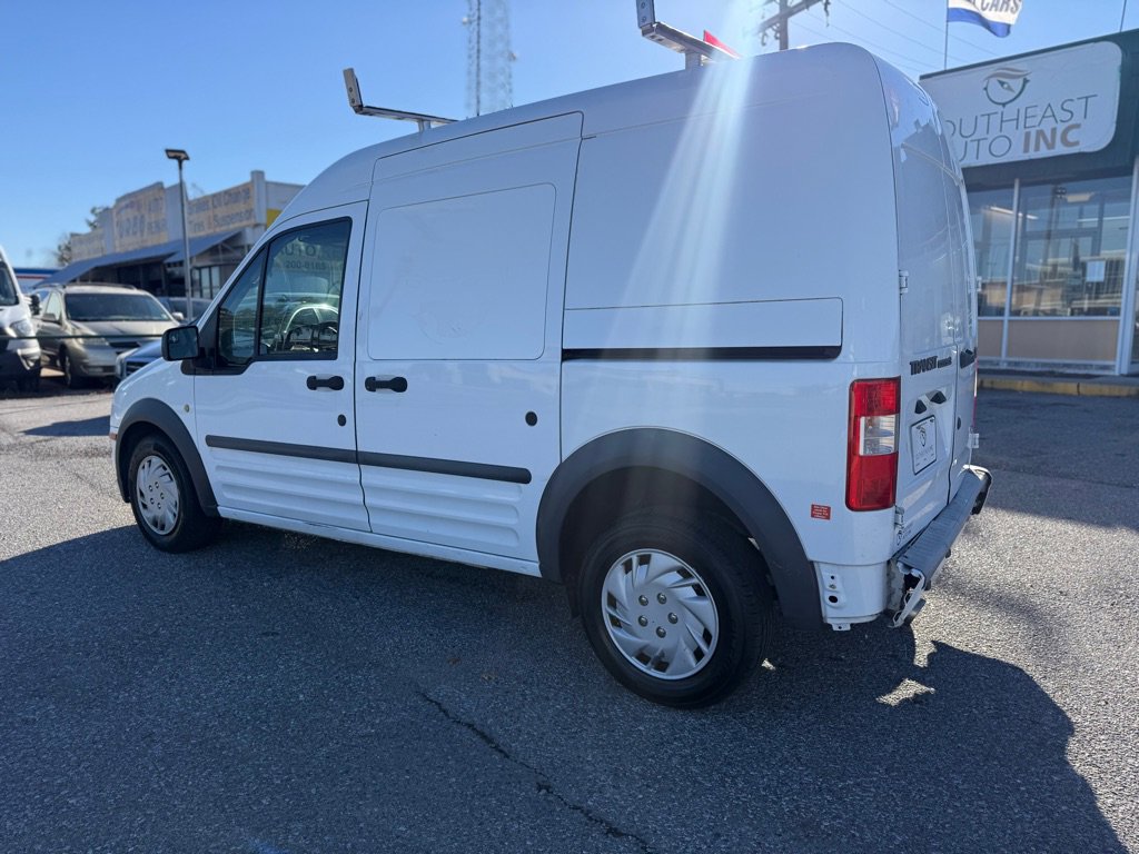 Used 2013 Ford Transit Connect XLT image 7