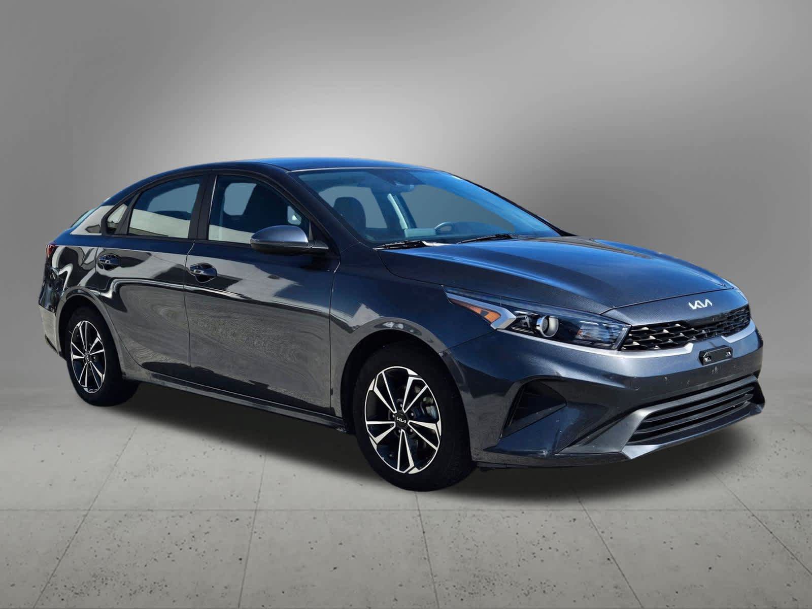 Used 2024 Kia Forte LXS FWD image 7
