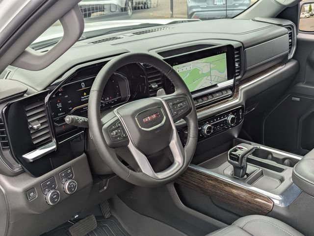 Used 2024 GMC Sierra 1500 Elevation w/ Elevation Premium Package AWD/4WD image 13