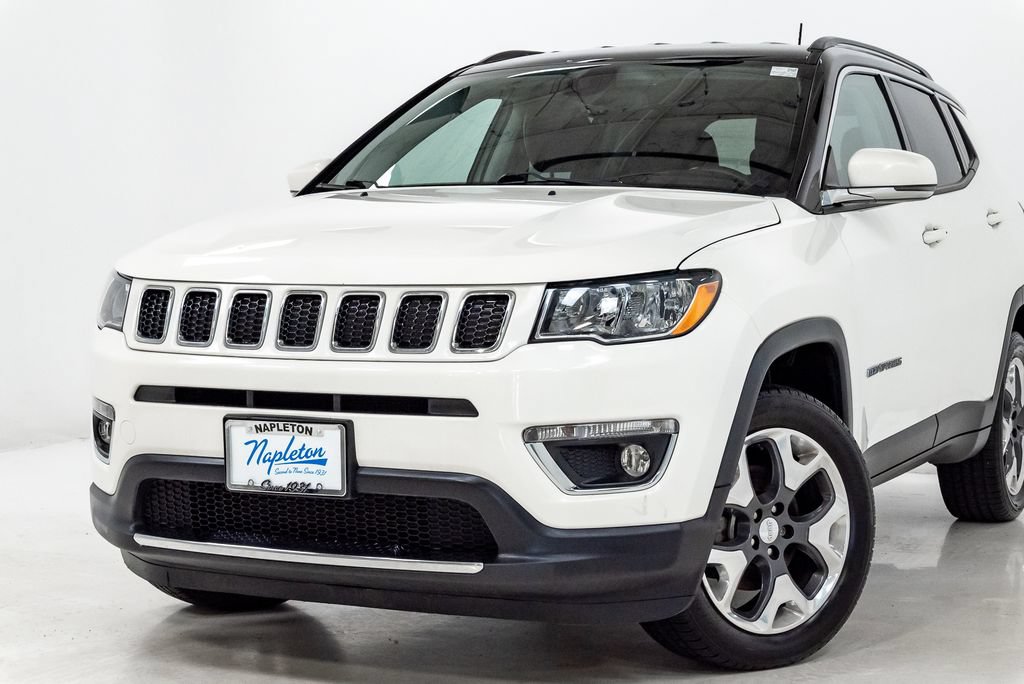 Used 2019 Jeep Compass Limited AWD/4WD image 2