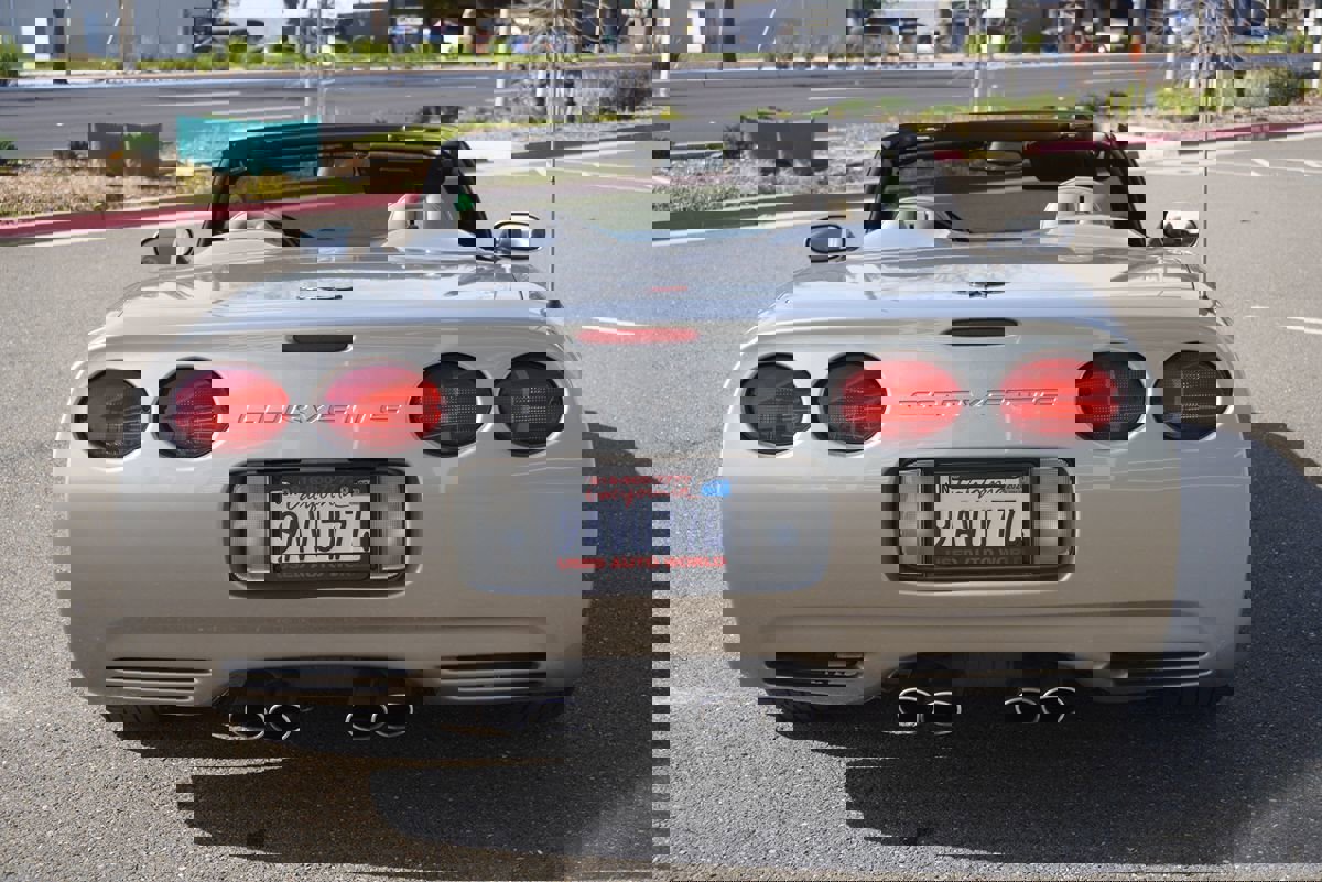 Used 1999 Chevrolet Corvette Convertible w/ Memory Pkg image 10