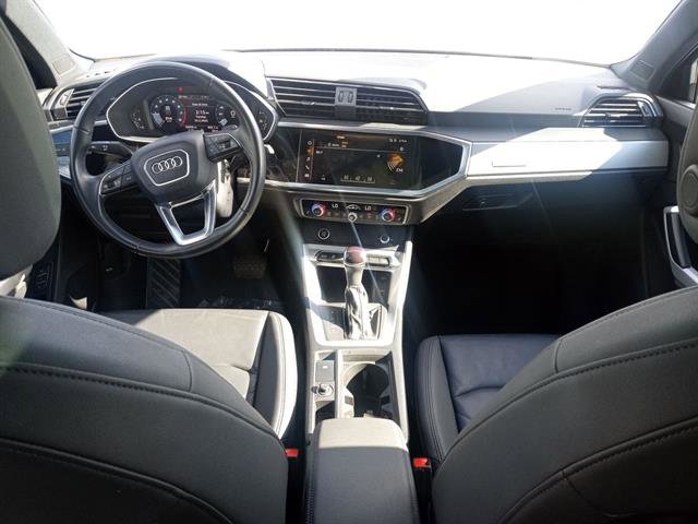 Used 2023 Audi Q3 2.0T Premium image 20