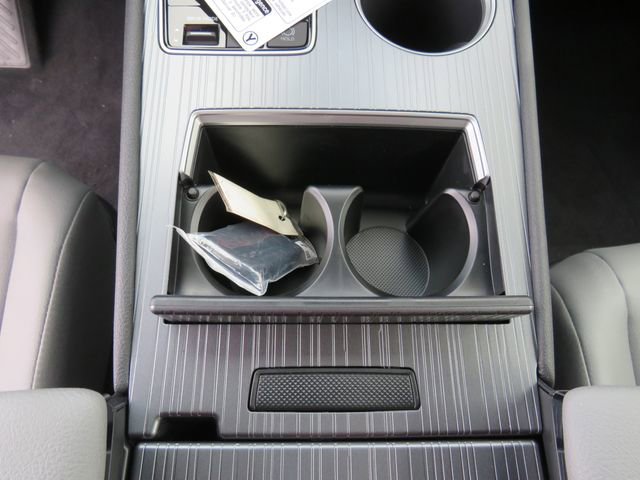 Certified 2026 Toyota Sienna XLE image 27