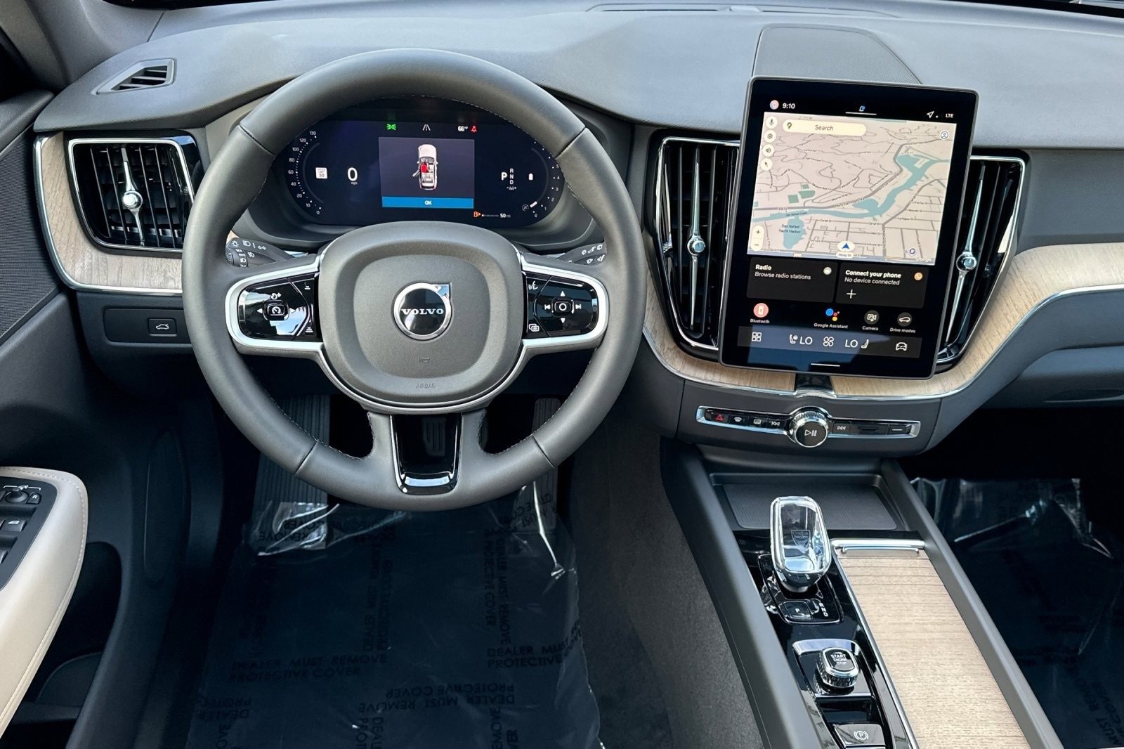New 2026 Volvo XC60 B5 Plus w/ Protection Package Premier image 16