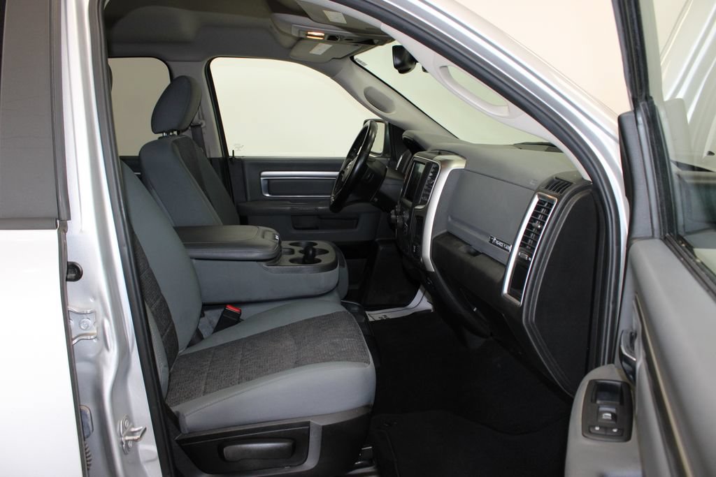 Used 2019 RAM 1500 Big Horn AWD/4WD image 8