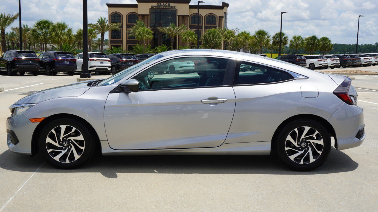 Used 2016 Honda Civic LX-P image 5
