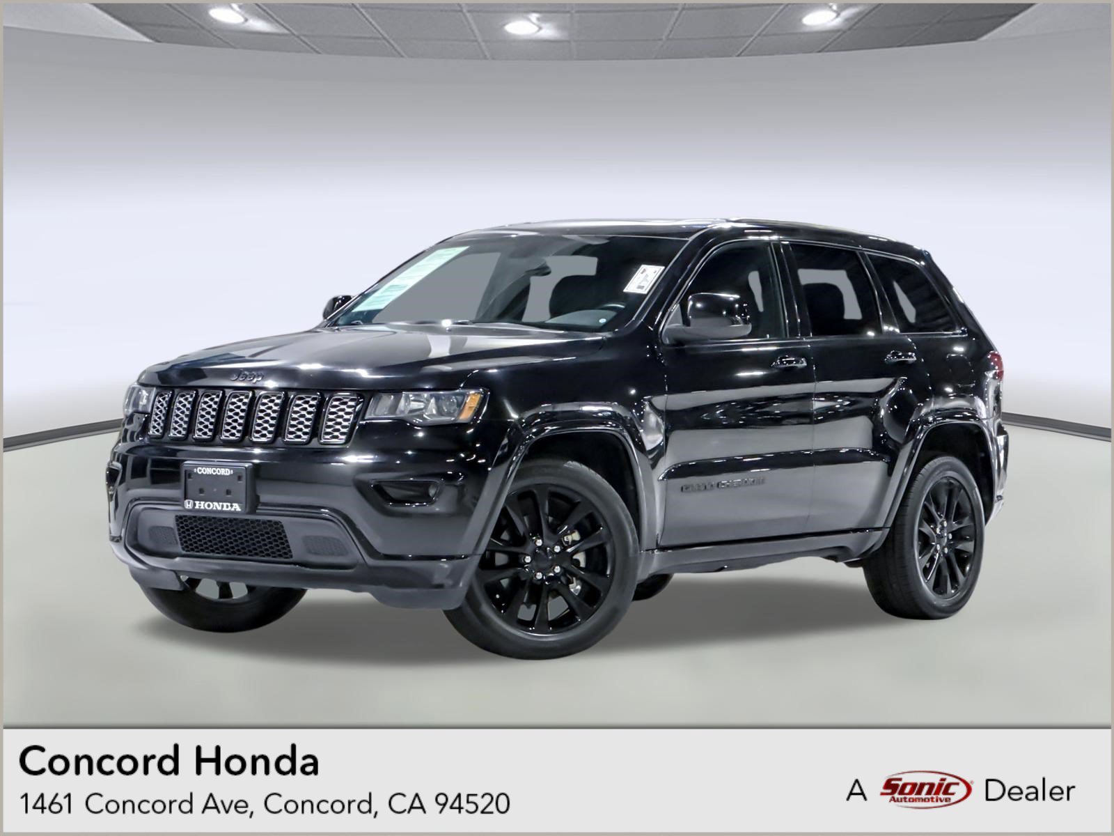 Used 2020 Jeep Grand Cherokee Altitude AWD/4WD image 1