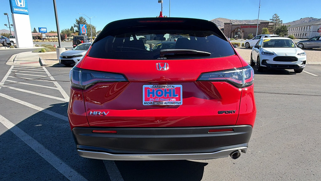 Used 2024 Honda HR-V Sport image 4