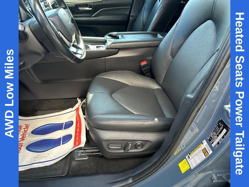 Used 2024 Toyota Grand Highlander AWD image 27