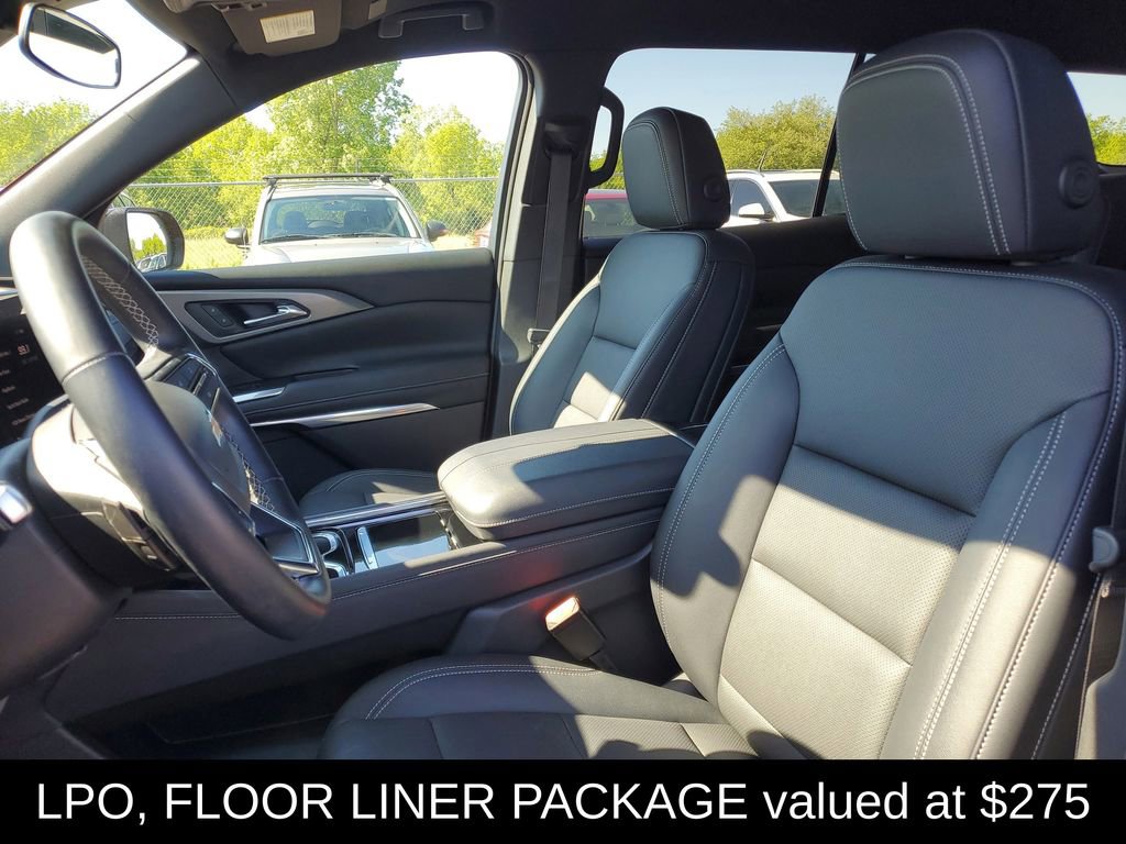 Used 2024 Chevrolet Traverse LT w/ LPO, Floor Liner Package FWD image 6