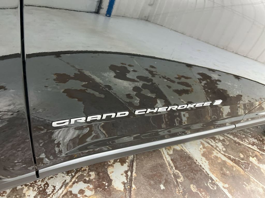 New 2026 Jeep Grand Cherokee L 4WD image 27