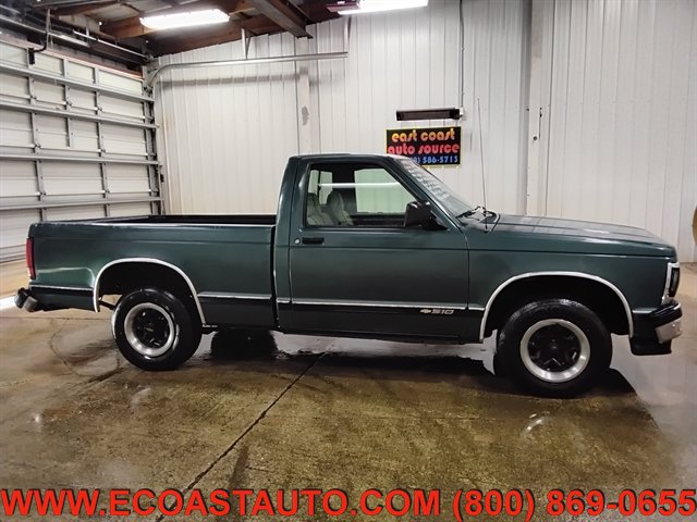 Used 1993 Chevrolet S10 Pickup 2WD Regular Cab image 2
