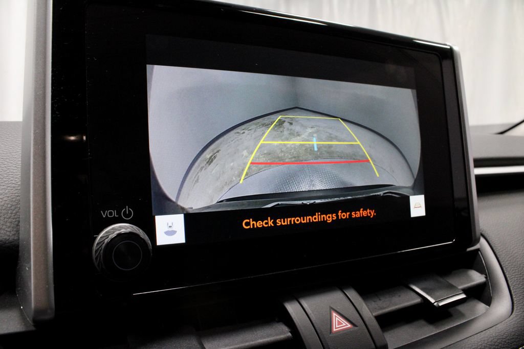Used 2025 Toyota RAV4 LE AWD/4WD image 2